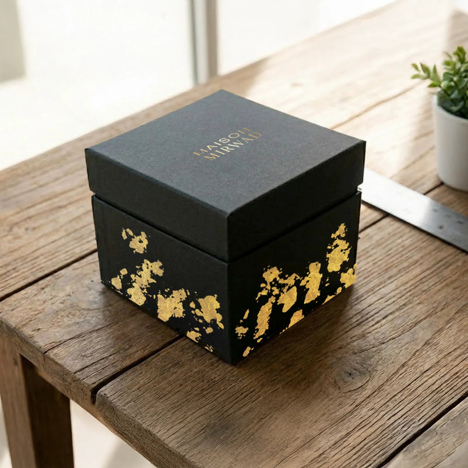 Oud Gold — Maison Mirwad fragranced oud, 48 g